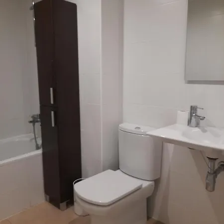Precioso Apartamento De Alquiler En Santa Coloma. Barcelona