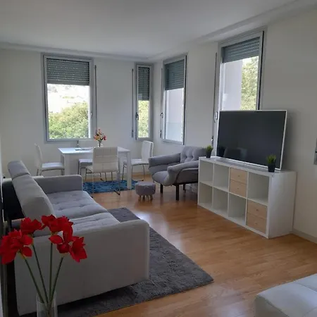 Precioso Apartamento De Alquiler En Santa Coloma. Barcelona * Santa Coloma de Gramenet